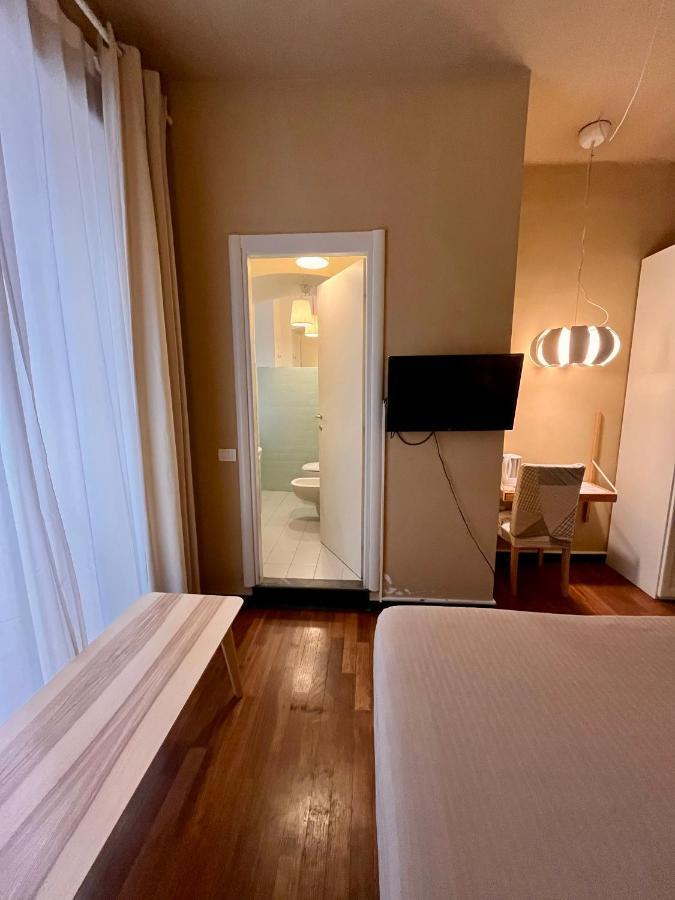 Mama Hotel Специя Екстериор снимка