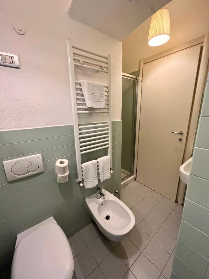 Mama Hotel Специя Екстериор снимка