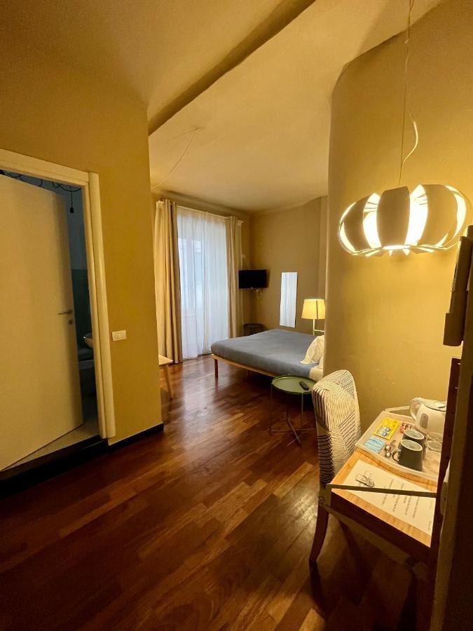 Mama Hotel Специя Екстериор снимка